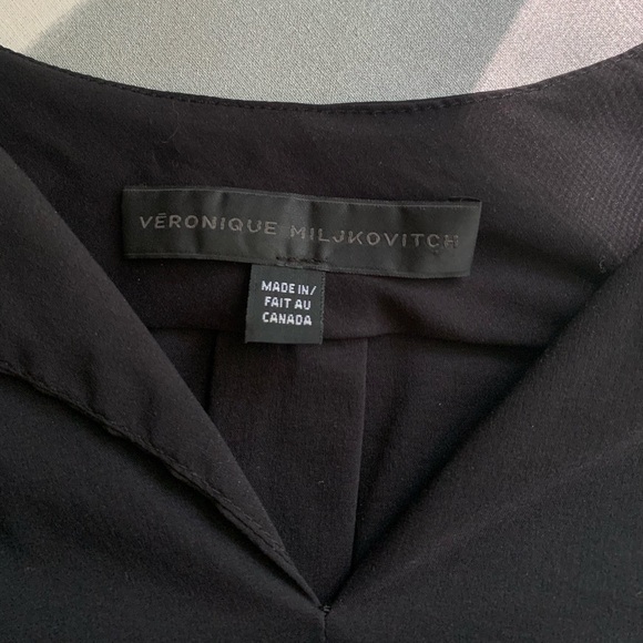 Veronique Miljkovitch short sleeve Top Medium, made in Canada - Picture 4 of 5